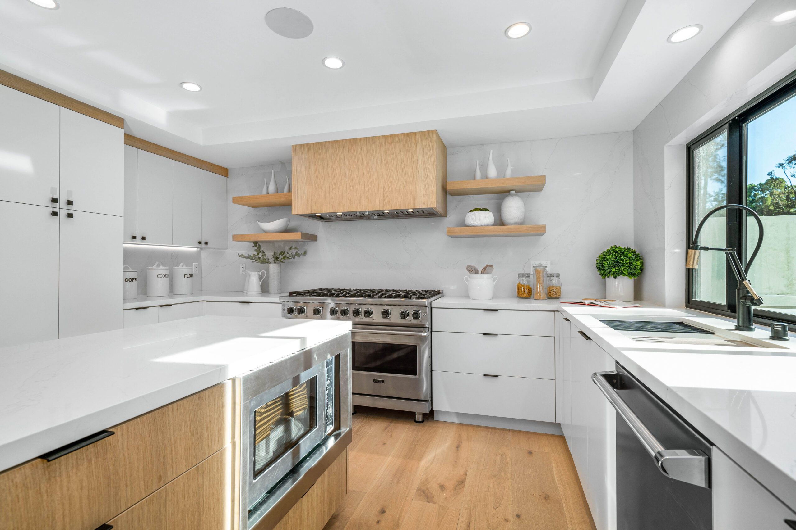 Range hood and custom cabinetry by ATA Custom Cabinets, Los Angeles